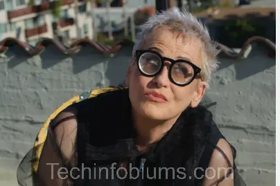 Lori Petty Age, Height, Net Worth, Career, Wikipedia, All About Facts